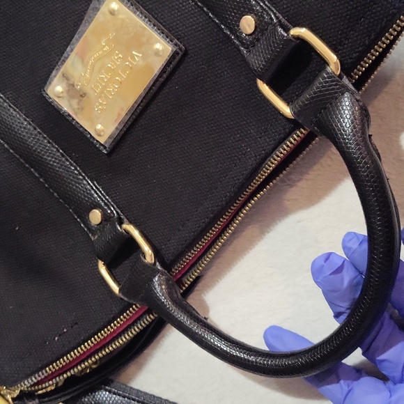 Victoria's Secret Tote Bag - Picture 13 of 15